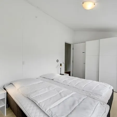 Apartment In Henne With Wifi And 1 Bedrooms Henne Strand